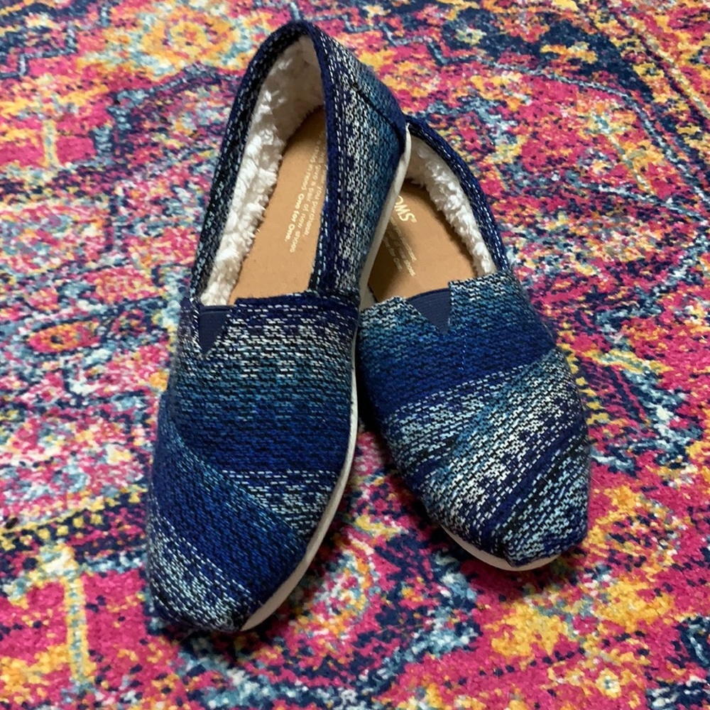 Toms Sherpa lined shoes